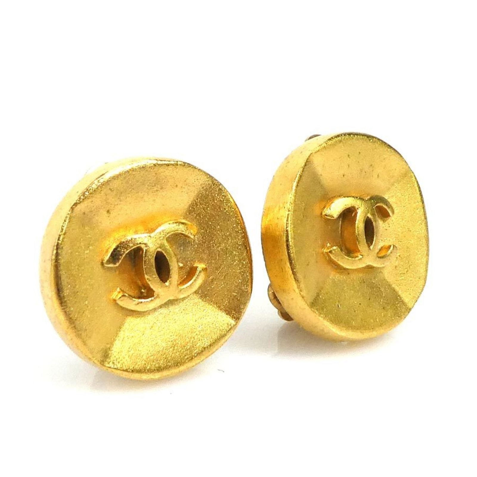 CHANEL EARRING JACKETS: Brand: Chanel Type: Earring jackets Material: Metal Size: 21.00mm x 21.00mm / 0.83'' x 0.83''