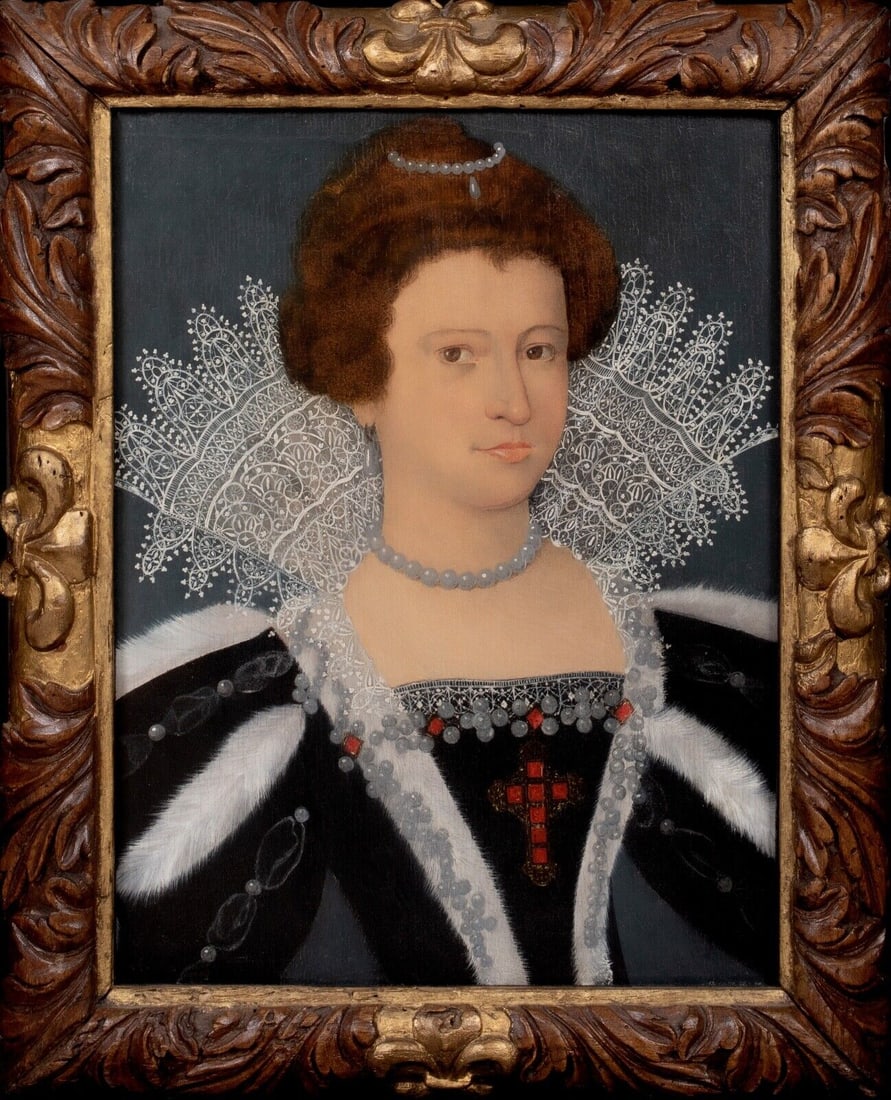 PORTRAIT OF A QUEEN ELIZABETH I OF ENGLAND OIL PAINTING: Year: 16th century Size: 18" x 14.5" Medium: Oil Description: Oil on panel court painting of Elizabeth I of England from the 16th century.Excellent quality and condition, bust scale portrait of the Qu