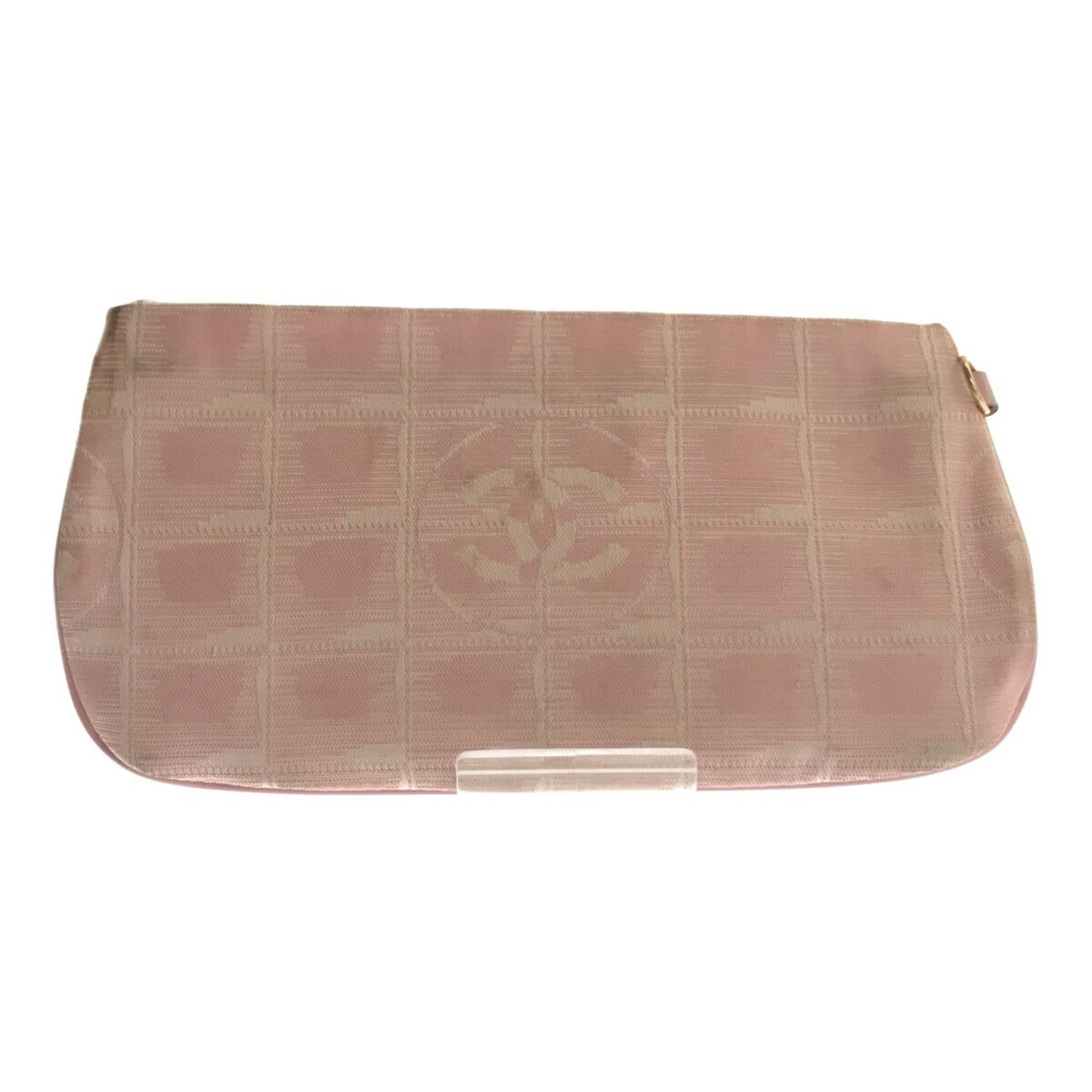 Chanel New Travel Line Pouch: Chanel New Travel Line Pouch Brand: Chanel Line: New Travel Line Type: Pouch Material: New Travel Line Color: Pink Gender: Women Size (HxWxD): 11cm x 20.5cm x 1cm / 4.33'' x 8.07'' x 0.39