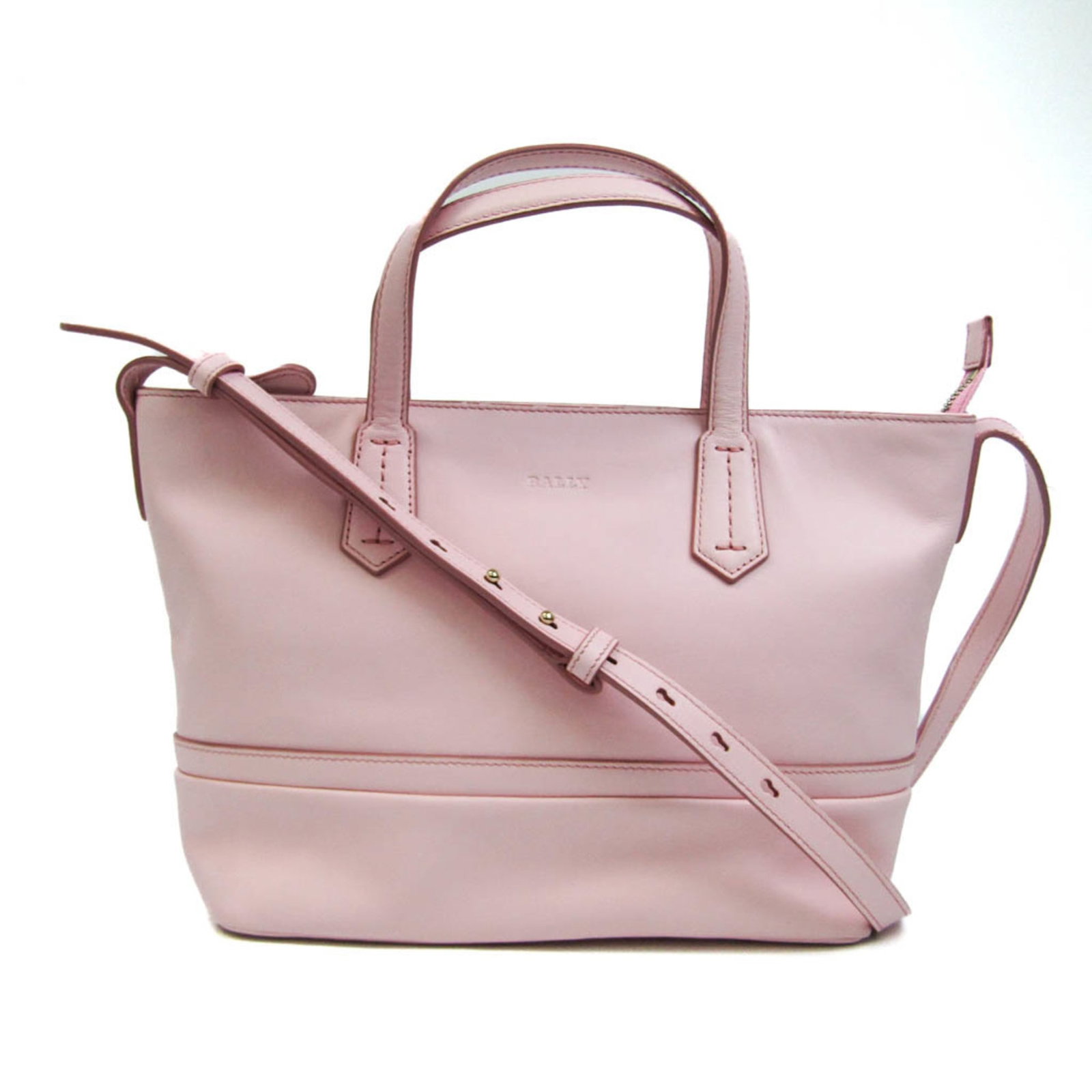 Bally MISSI XS.O Leather Handbag: Bally MISSI XS.O Leather Handbag Brand: Bally Model: MISSI XS.O Country of Origin: China Type: Handbag, Shoulder bag Material: Leather Color: Light pink Gender: Women Size (HxWxD