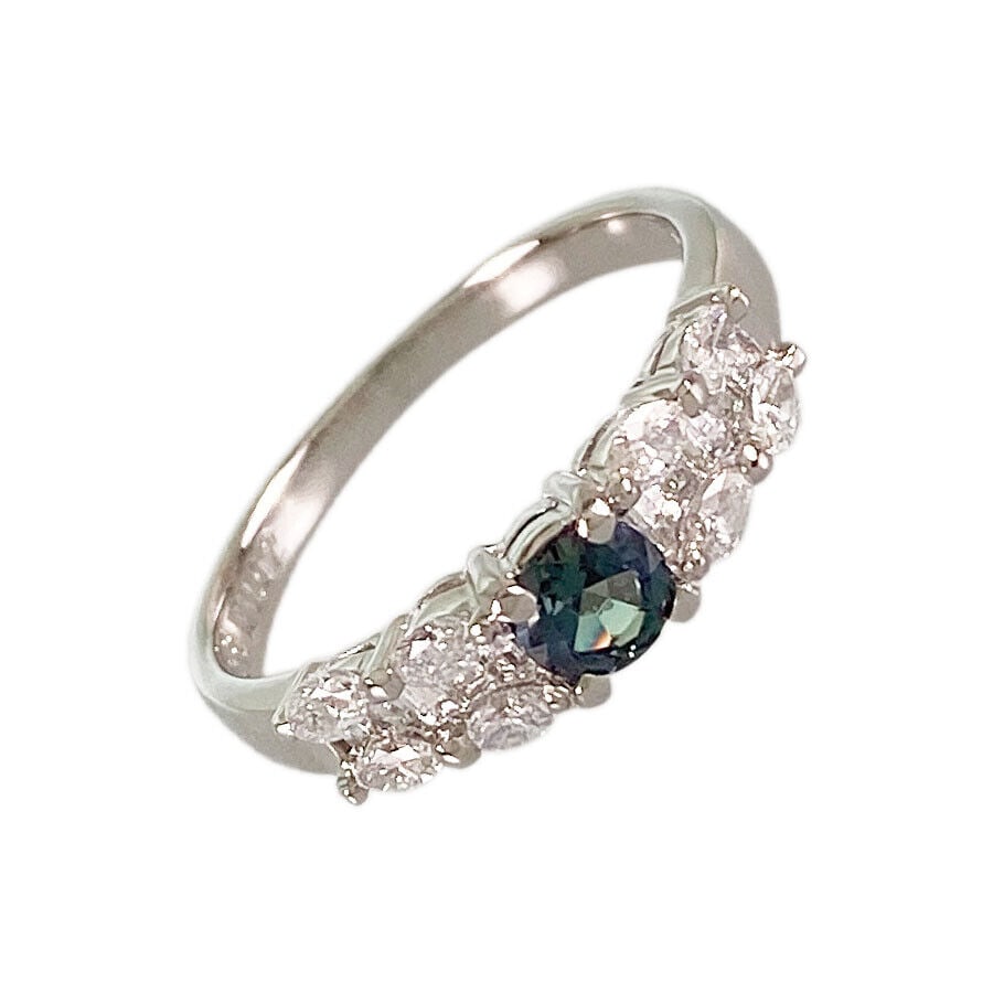 Ring Pt900 Alexandrite diamond: Ring Pt900 Alexandrite diamond Condition: Pre-owned Consignor Notes: ?Very Good : Used with minor stains and/or scratches. rkd-2106020111905? Brand: Generic items Style: ring Material: Pt900 Alexandri
