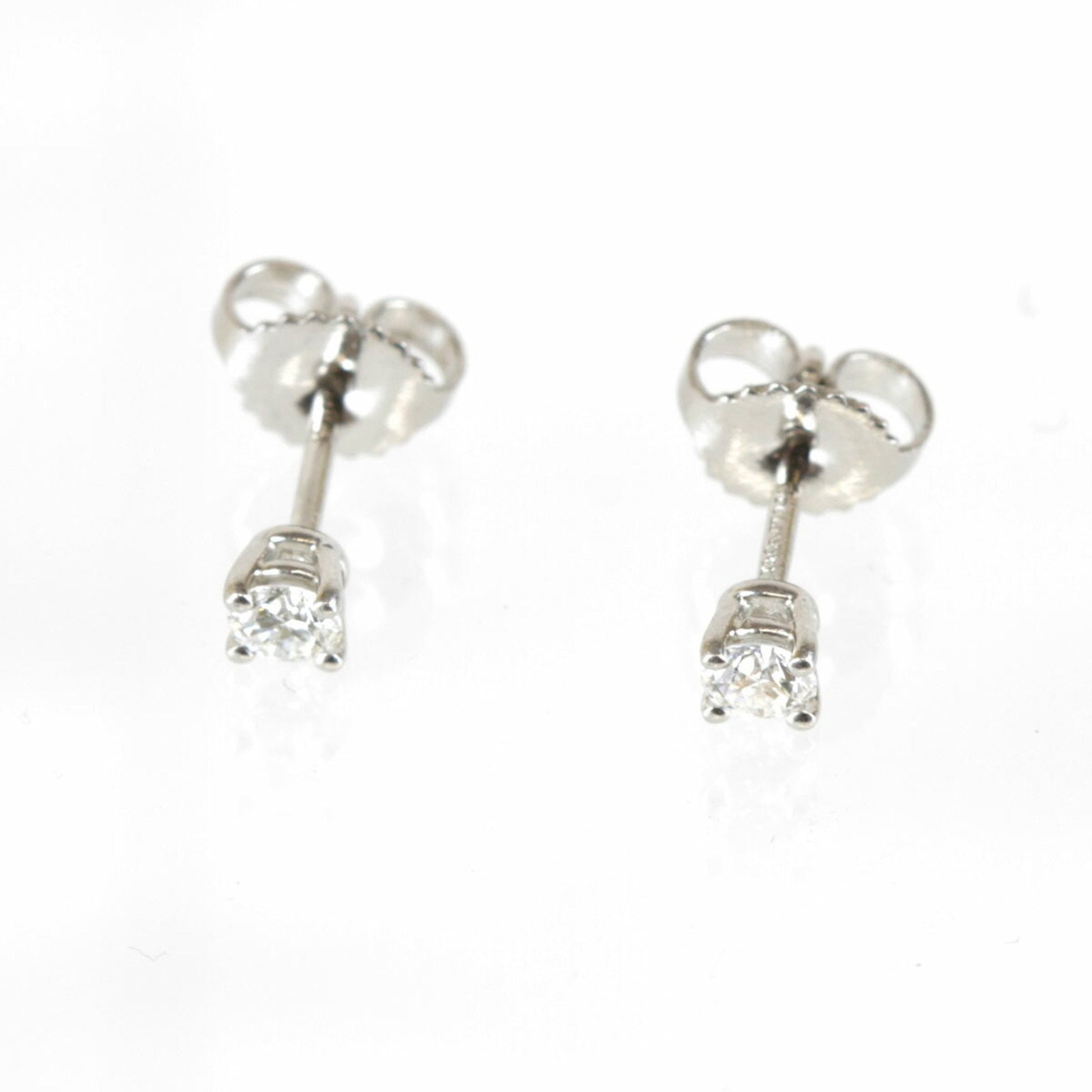 TIFFANY & CO. PLATINUM STUD EARRINGS: Brand: Tiffany & Co. Type: Stud Earrings Material: Platinum 950 Size: 3.00mm x 12.00mm / 0.12'' x 0.47''