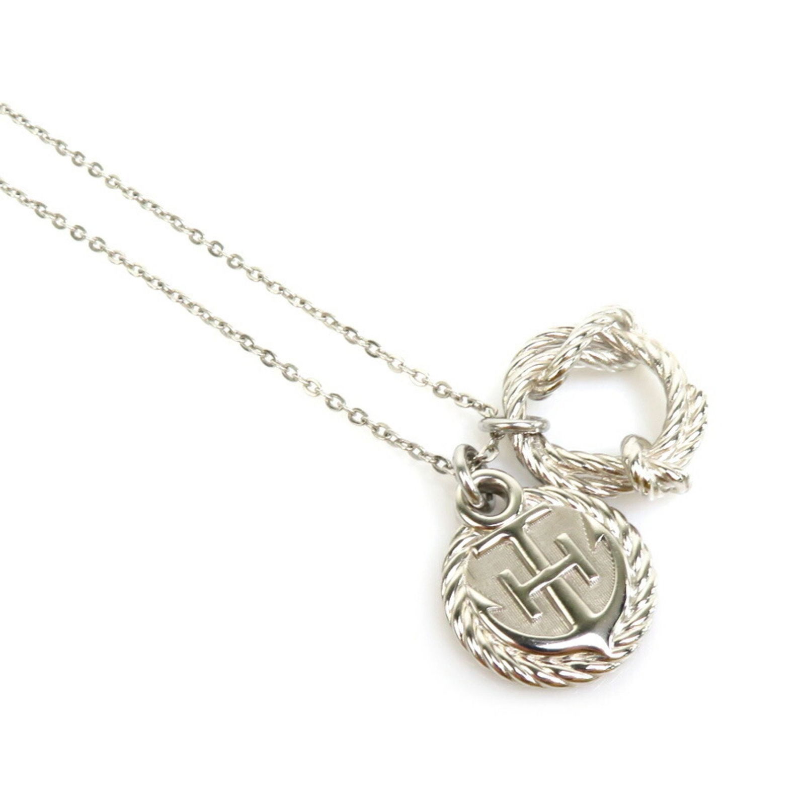 HERMES NECKLACE CORTAGE ROPE METAL SILVER: HERMES Necklace Cortage Rope Metal Silver Brand: Hermes Type: Necklace Material: Metal Color: Silver Size: Neck Circumference: 58 cm / 22.83'', Pendant Size: 25mm x 20mm / 0.98'' x 0.78'' Accesso