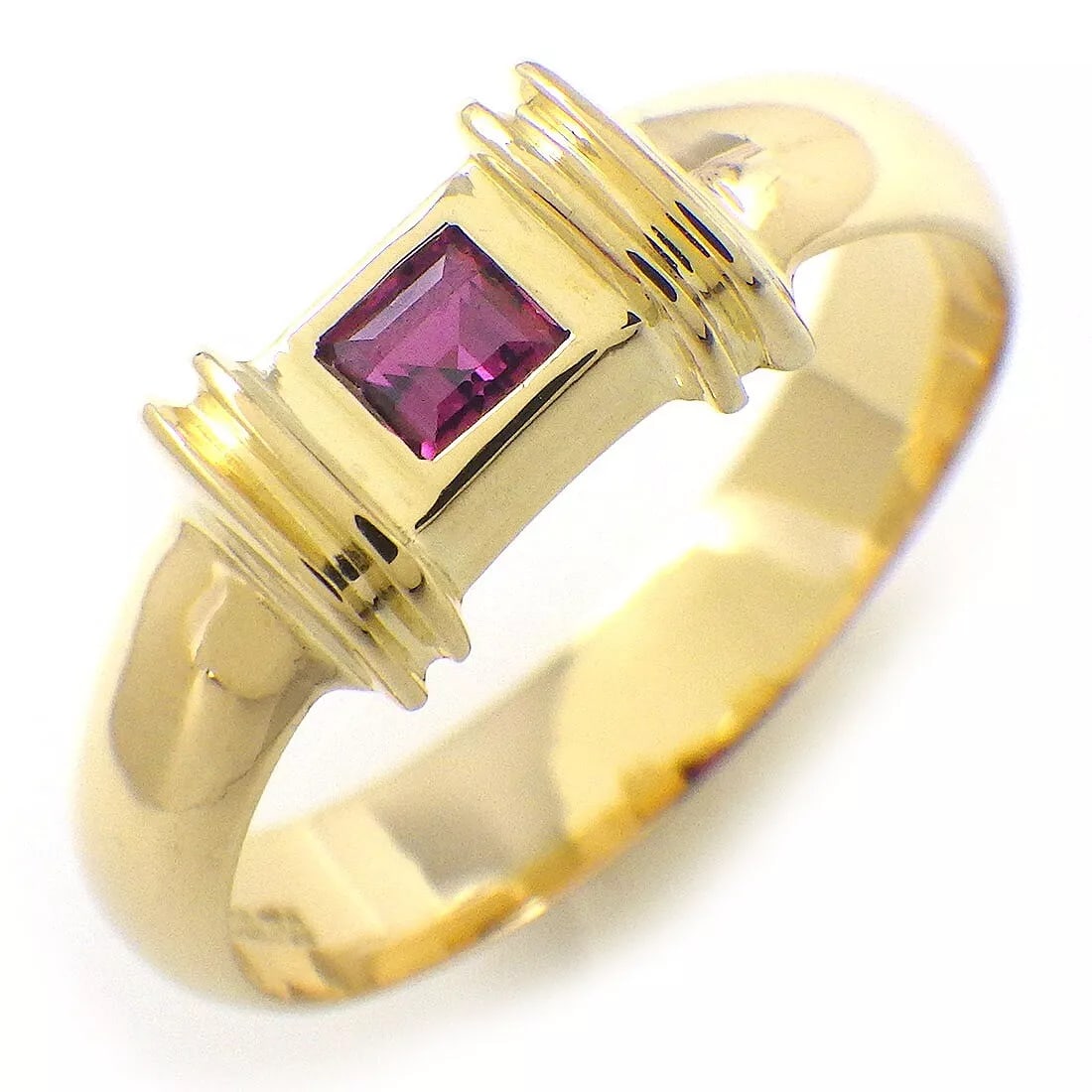 Tiffany & Co. Ring Stacking Princess Cut Ruby: Tiffany & Co. Ring Stacking Princess Cut Ruby Brand: Tiffany & Co. Type: Ring Material: 750(18K) Yellow Gold Color: None Size: 6 Accessories: None Accessories Notice: When purchasing pre-