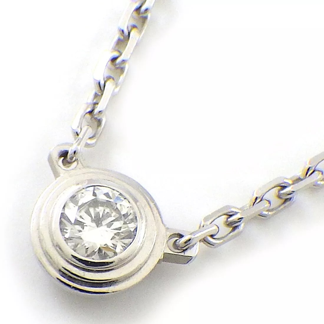 Cartier Necklace d'Amour Diamants: Cartier Necklace d'Amour Diamants Brand: Cartier Type: Necklace Material: 750(18K) White Gold Color: None Size: Chain Length : 14.88" & 15.98"(inches) / 37.8cm & 40.6cm Accessories: None