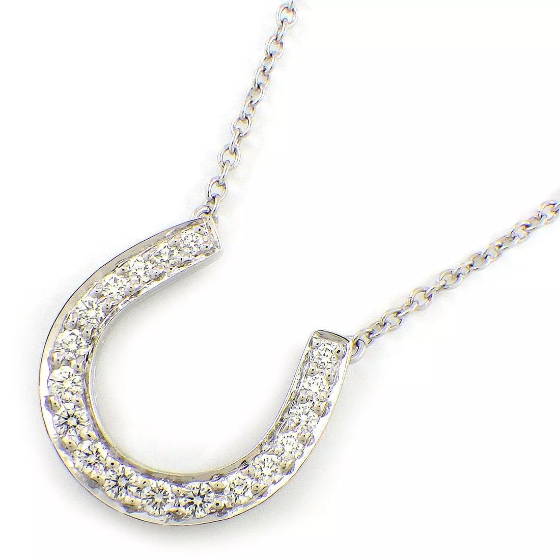 Tiffany & Co. Necklace Horseshoe Full Pave Diamond: Tiffany & Co. Necklace Horseshoe Full Pave Diamond Brand: Tiffany & Co. Type: Necklace Material: PT950 Platinum Color: None Size: Chain Length : 18.81"(inches) / 47.8cm Accessories: None