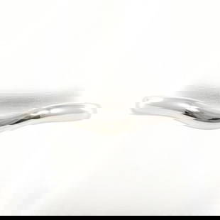 TIFFANY CURVED BAND PT950 RING: Tiffany Curved Band PT950 Ring Brand: Tiffany Type: Band ring Material: Platinum 950 Color: None Size: 7.25 Accessories: None Accessories Notice: When purchasing pre-owned goods, please