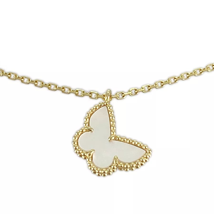 VAN CLEEF & ARPELS SWEET ALHAMBRA BUTTERFLY NECKLACE: Van Cleef & Arpels Sweet Alhambra Butterfly Necklace Brand: Van Cleef & Arpels Type: Necklace Material: Yellow gold shell Color: Gold Size: Top size: 0.3 "x0.4" Necklace total length: 15"-15.7" A