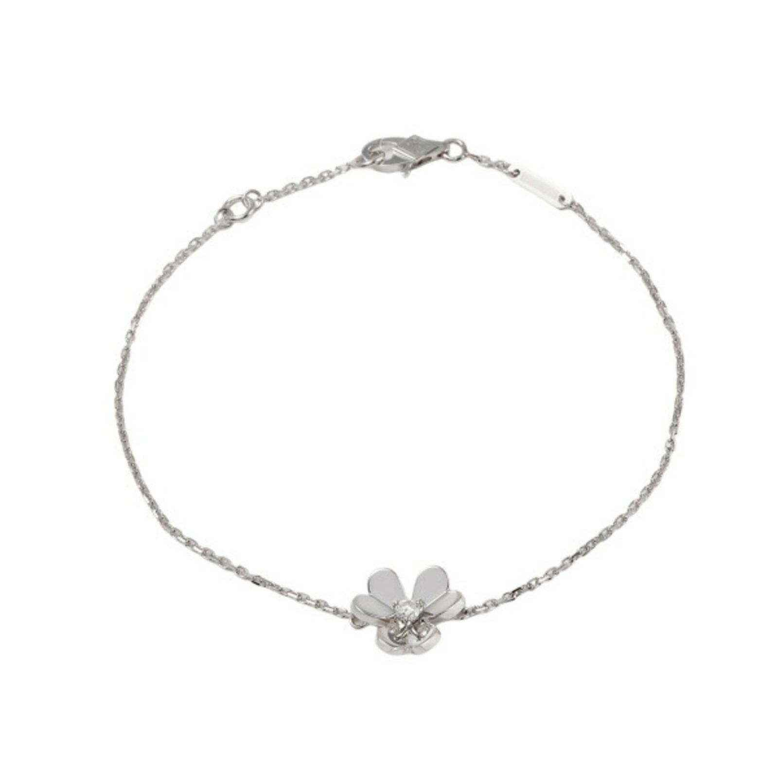 VAN CLEEF & ARPELS K18WG WHITE GOLD BRACELET: Van Cleef & Arpels K18WG White Gold Bracelet Brand: Van Cleef & Arpels Type: Charm bracelet Material: White gold (18K) Color: None Size: Length: 17.5cm / 6.88'' Accessories: None Accessor