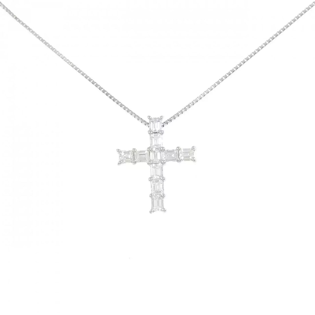 Pt Cross Diamond Necklace Auction