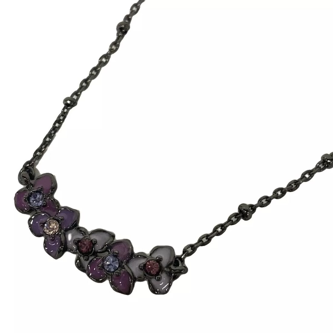 ANNA SUI PURPLE BLACK HARDWARE COLOR STONE NECKLACE: ANNA SUI Purple Black Hardware Color Stone Necklace Brand: ANNA SUI Type: Necklace Material: Hardware, Color Stone Color: Purple, Black Size: Top: 0.2 inch (0.5 cm) * 0.91 inch (2.3 cm) Chain: 14.