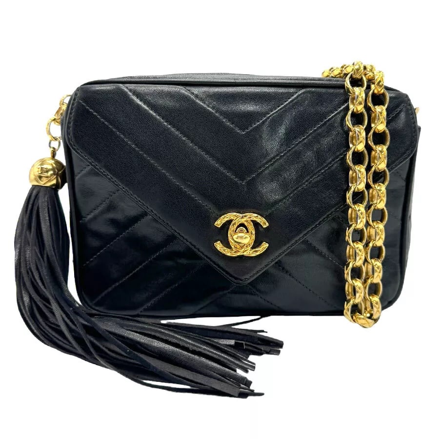 CHANEL V STITCH CHAIN CROSSBODY SHOULDER BAG: CHANEL V Stitch Chain Crossbody Shoulder Bag Brand: CHANEL Type: Crossbody Shoulder Bag Material: Leather x Metal Color: Black / Gold Size: W: 7.1inx H: 4.9inx D: 2.8in Shoulder Length: ?Max? 43.7