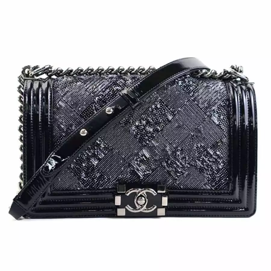 CHANEL BOY BAG CHAIN SHOULDER BAG BLACK: CHANEL Boy Bag Chain Shoulder Bag Black Brand: CHANEL Type: Shoulder Bag Material: Sequin x Patent Leather Color: Black White Size: (Bottom)W:9.8inx H:5.9inx D:3.0in Shoulder drop:11.4 ~ 0.2in Ac