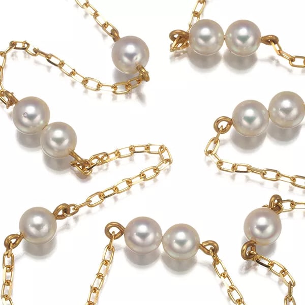 MIKIMOTO NECKLACE AKOYA PEARL STATION: MIKIMOTO Necklace Akoya Pearl Station Brand: MIKIMOTO Type: Necklace Material: 18K / 750 / Yellow Gold Color: None Size: Necklace length: 39cm Accessories: None Accessories Notice: When p