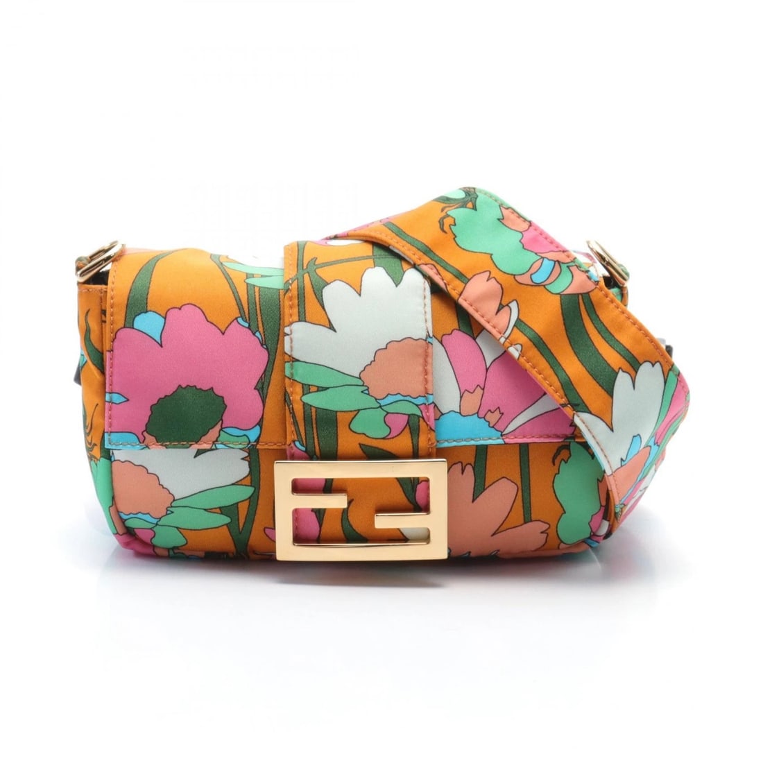 FENDI MAMMA BUCKET WAIST BAG: FENDI Mamma bucket Waist bag Brand: FENDI Type: Waist bag Body bag Material: Nylon Color: Orange??ish colors × Mulch color??ish colors Size: (H:4.7" x W:7.1" x D:1.4") Shoulder?83cm(32.7") Acces