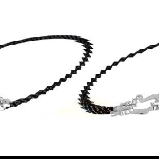 FRED FORCE 10 LM WHITE GOLD BRACELET: FRED Force 10 LM White gold Bracelet Brand: FRED Type: Bracelet Material: 18K White Gold Stainless Steel Color: Silver Size: Top size:26.9mm Wrist Size:14cm Bracelet total length:33cm Accessories