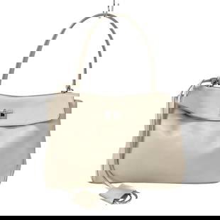 BALENCIAGA RODEO PINK BEIGE CALF SKIN HANDBAG: BALENCIAGA Rodeo Pink Beige Calf Skin Handbag Brand: BALENCIAGA Type: Handbag Material: Calf Skin Color: Pink Beige Size: Height : 8.27 inch (21 cm) Width : 10.24 inch (26 cm)Strap: approx. 17.52"