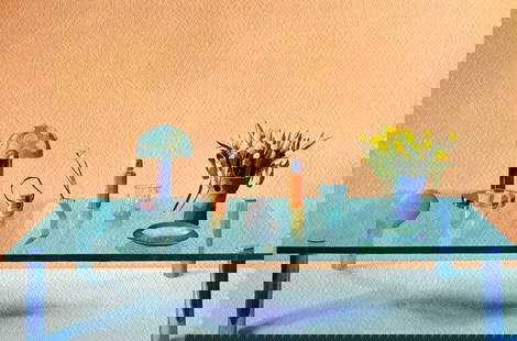 AFTER DAVID HOCKNEY LITHOGRAPH ORIGINAL SIGNED (HAND NUMBERED ): David Hockney Lithograph Original Signed (Hand Numbered ) Brand: Unbranded Size: 32 x 45 cm Description: Dead nature with glass table Chromolithography printed in 1997 in 180 specimens by Atlantis V