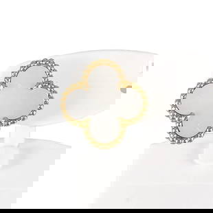 VAN CLEEF & ARPELS YELLOW GOLD SHELL EARRING: Van Cleef & Arpels Yellow gold shell Earring Brand: Van Cleef & Arpels Type: Earring Material: 18K Yellow Gold shell Color: Gold Size: Top size:15.1mm×14.5mm Accessories: None Accessories