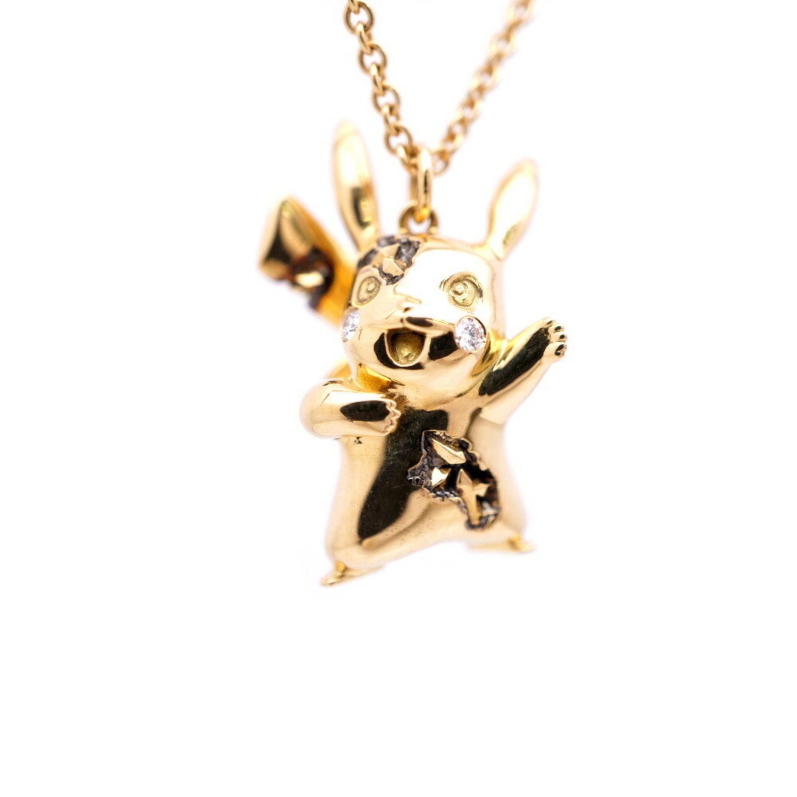 TIFFANY DANIEL ARSHAM POKEMON COLLABORATION PIKACHU DIAMOND NECKLACE: Tiffany Daniel Arsham Pokemon Collaboration Pikachu Diamond Necklace Brand: Tiffany Type: Necklace Material: Yellow gold (18K) Color: Gold Size: Neck Circumference 45.5 cm / 17.91'' Pendant Size 2