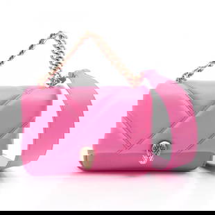 BVLGARI SERPENTI CABOCHON CHAIN SHOULDER CROSSBODY HANDBAG: BVLGARI Serpenti Cabochon Chain shoulder crossbody Handbag Brand: BVLGARI  Type: Handbag  Material: leather  Color: Pink  Size: H:11cm x W:17.5cm x D:5.5cm (H:4.3" x W:6.9" x D:2.2") Handle?21cm(8.3")