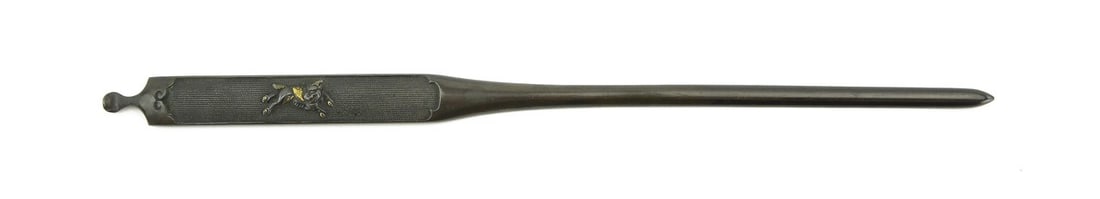 KINKO KOGAI: Kinko Kogai Description: Kinko Kogai. Shi-Shi with gold highlights on shakudo nanako ground. Shaft has some slight undulations but not noticeable. Unsigned.  Size: None  Accessories: None Accessories