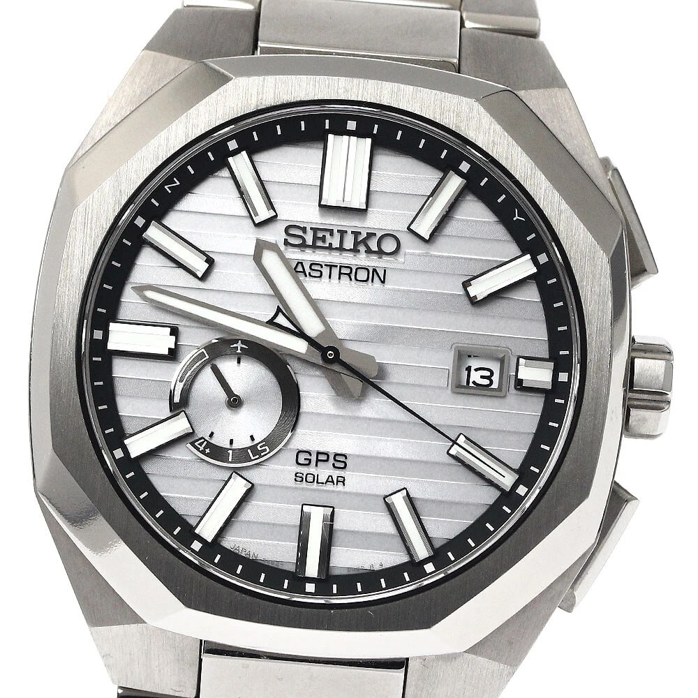 SEIKO Astron Men's Watch: SEIKO Astron Men's Watch Brand: SEIKO Type: Wristwatch Material: Band Material titanium, Case Material titanium Color: Dial Color Silver, Case Color Silver, Band Color Silver Size: Case size About