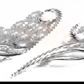 MIKIMOTO BROOCH AKOYA PEARL DIAMOND 14K 585 WHITE GOLD: MIKIMOTO Brooch Akoya Pearl Diamond 14K 585 White Gold Brand: MIKIMOTO Type: Brooch Material: 14K / 585 / White Gold Color: none Size: Design size: 58.5 x 34.0mm Accessories: None Accessor