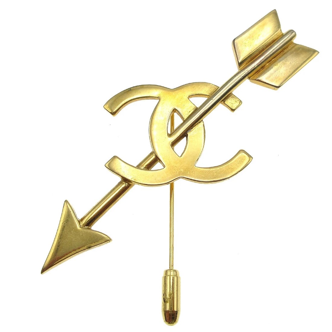CHANEL CC BOW AND ARROW BROOCH PIN GOLD: Chanel CC Bow And Arrow Brooch Pin Gold Brand: CHANEL Type: Pin Material: Gold-plated Color: Gold Size: W 7.0 x H 7.5 cm Accessories: None Accessories Notice: When purchasing pre-owned goo