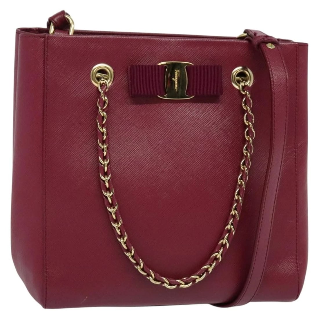 SALVATORE FERRAGAMO CHAIN VALA HAND BAG LEATHER PINK GOLD HAND BAG: Salvatore Ferragamo Chain Vala Hand Bag Leather Pink Gold Hand Bag Brand: Salvatore Ferragamo Type: Hand Bag Material: Leather Color: Pink / Gold Size: Size(Inch) W7.9 x H8.3 x D4.3inch(Approx) Sh