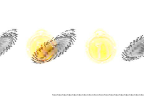 VINTAGE CABOCHON CITRINE & DIAMOND EARRINGS: Vintage Cabochon Citrine & Diamond Earrings Brand: Unbranded Type: Earrings Material: 18k 750 Yellow Gold, Main Stone Creation Natural Color: Yellow Size: Length x Width - 0.65" x 0.65" Accessori