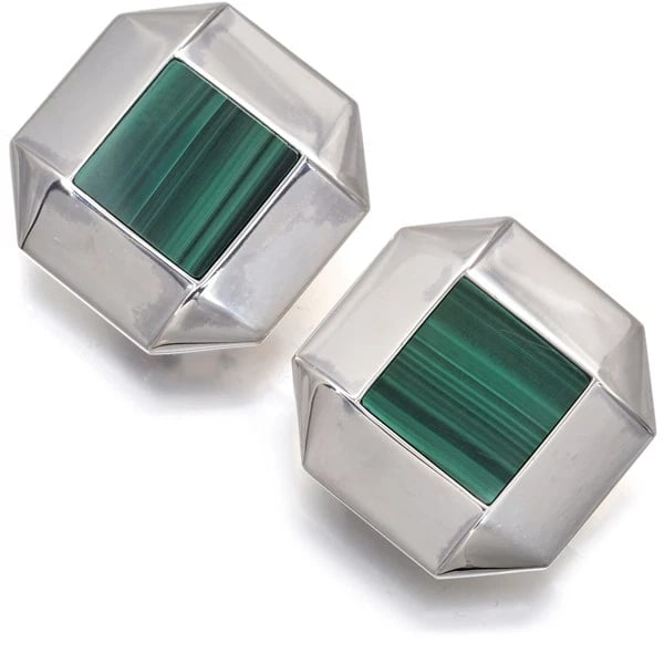 GEORG JENSEN EARRINGS MALACHITE 209 925 STERLING SILVER: Georg Jensen Earrings Malachite 209 925 Sterling Silver Brand: Georg Jensen Type: Earrings Material: 925 / Sterling Silver, Main Stone Natural Color: None Size: Design size: 32.5 x 32.6mm Accesso