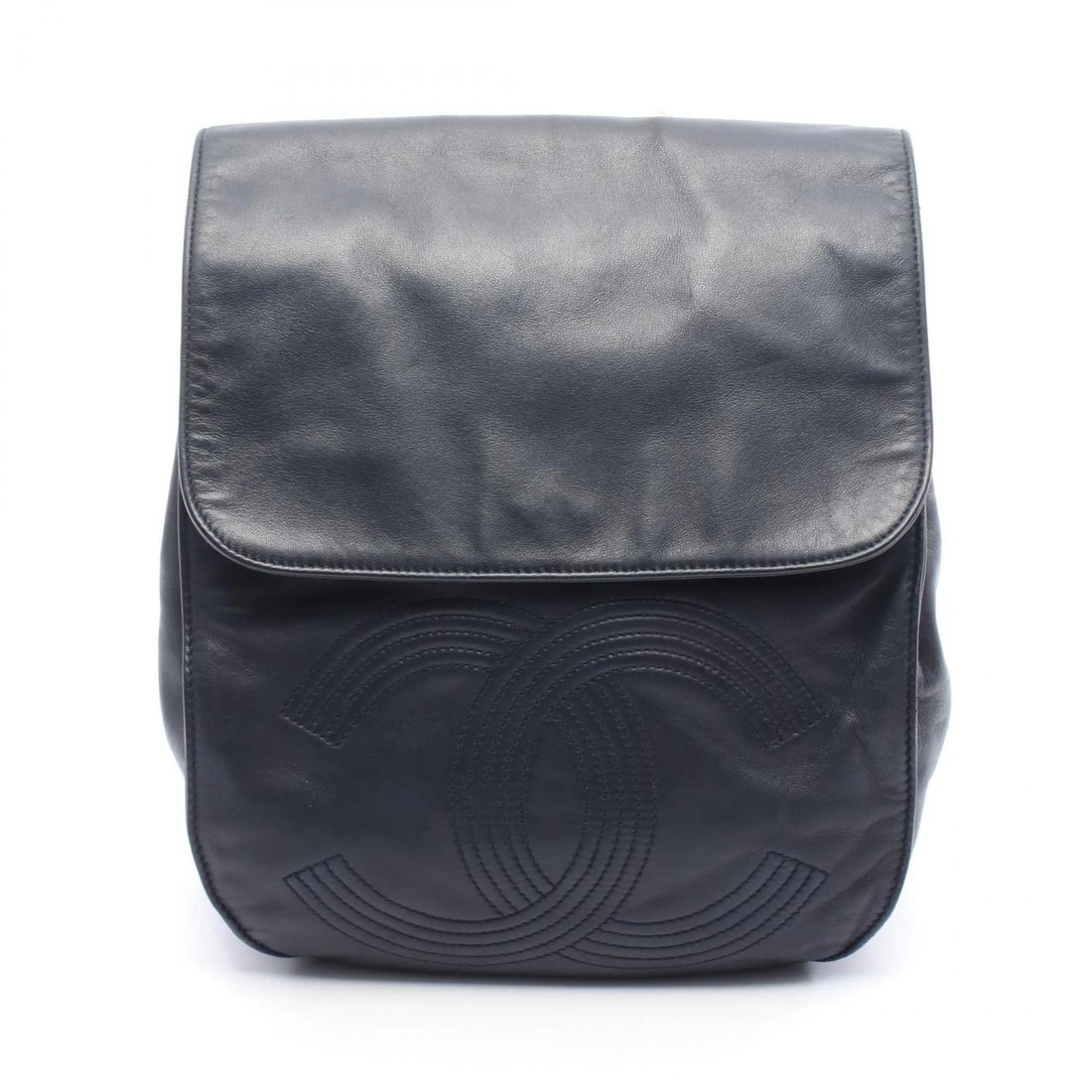 CHANEL CC LOGO BACKPACK BAG LEATHER NAVY WOMEN: CHANEL CC Logo Backpack Bag Leather Navy Women Brand: CHANEL Type: Rucksack Backpack Material: leather Color: Navy??ish colors Size: H:34cm x W:25cm x D:9cm (H:13.4" x W:9.8" x D:3.5") Shoulder?77
