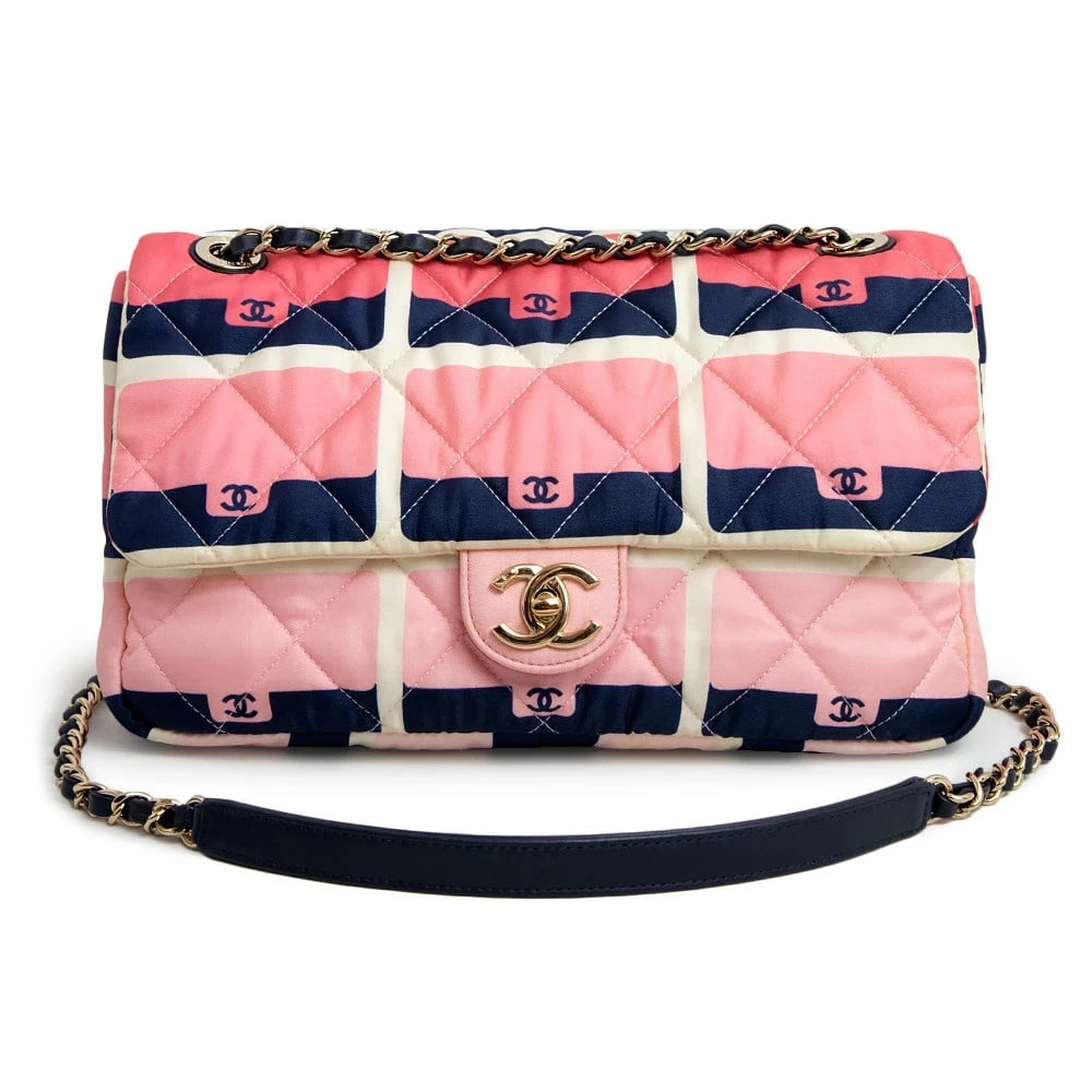 CHANEL CC COCO MARK MATELASSE PRINT FABRIC LARGE SHOULDER BAG: CHANEL CC Coco Mark Matelasse Print Fabric Large Shoulder Bag Brand: CHANEL Type: Handbag Exterior Material: Nylon Exterior Color: Pink X Navy Blue X White Size: W:28cm x H:17cm x D:6cm Shoulder s