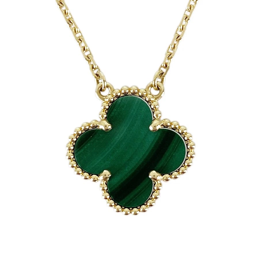 VAN CLEEF & ARPELS VINTAGE ALHAMBRA YELLOW GOLD MALACHITE NECKLACE: Van Cleef & Arpels Vintage Alhambra Yellow gold Malachite Necklace Brand: Van Cleef & Arpels Type: Necklace Material: 18K Yellow Gold, Color: Gold Size: Top size:14.8mm×14.8mm Necklace full lengt