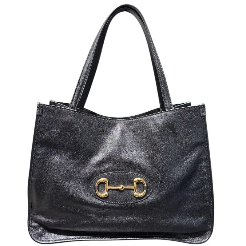 GUCCI HORSEBIT TOTE BAG TOTE BAG: GUCCI Horsebit Tote Bag Tote Bag Brand: GUCCI Type: Tote Bag Material: Shiny leather Color: Gold Hardware Size: W15.0 x H10.8x D5.3inch Accessories: None Accessories Notice: When purchasin