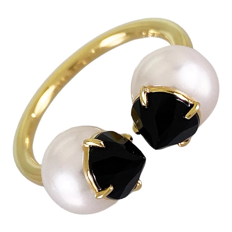 TASAKI YELLOW GOLD PEARL BLACK SPINEL RING: TASAKI Yellow gold Pearl Black Spinel Ring Brand: TASAKI Type: Ring Material: 18K Yellow Gold, Color: Gold Size: 3.5-4 US Accessories: None Accessories Notice: When purchasing pre-owned go