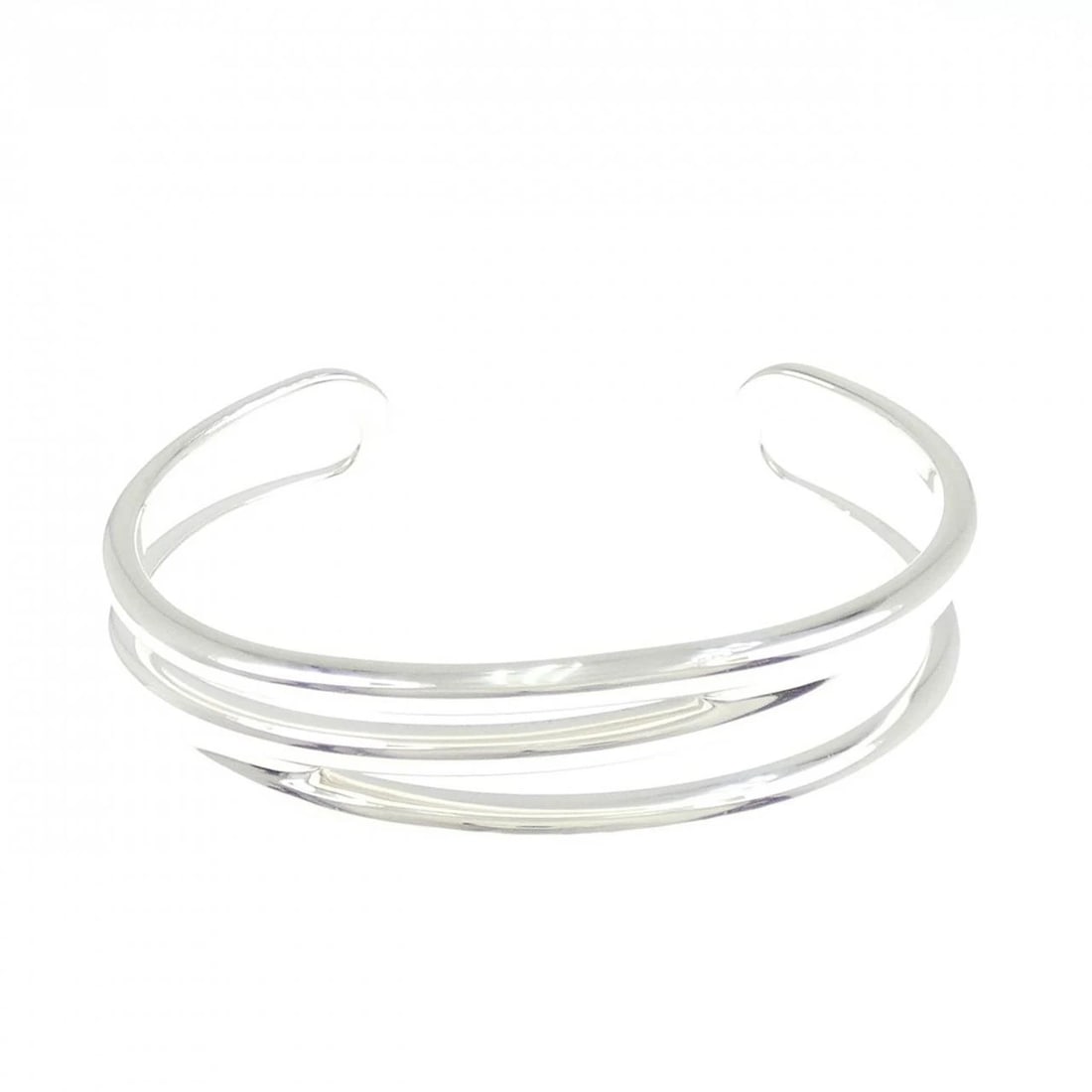 TIFFANY 925 BANGLE: Tiffany 925 Bangle Brand: Tiffany Type: Bracelet Material: 925 Silver Color: None Size: 15.5cm ActualSize Max W: 14.1mm Accessories: None Accessories Notice: When purchasing pre-owned good