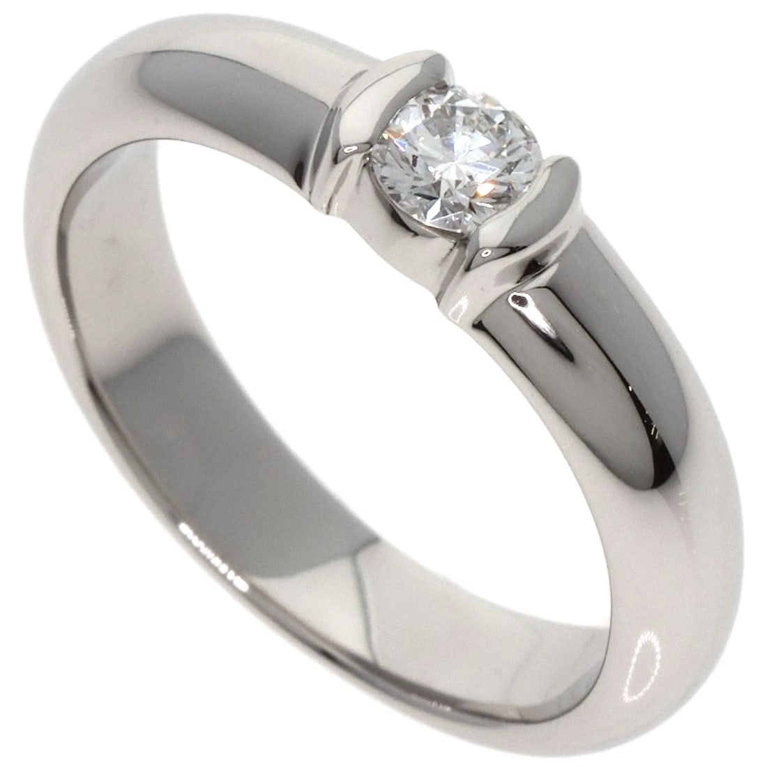 TIFFANY&CO. DOTS DIAMOND RING PLATINUM PT950: TIFFANY&Co. Dots Diamond Ring Platinum PT950 Brand: TIFFANY&Co. Type: Ring Material: Platinum PT950 Main Stone Creation Natural Color: Exterior Color Silver Size: 5.25(US) Accessories: None