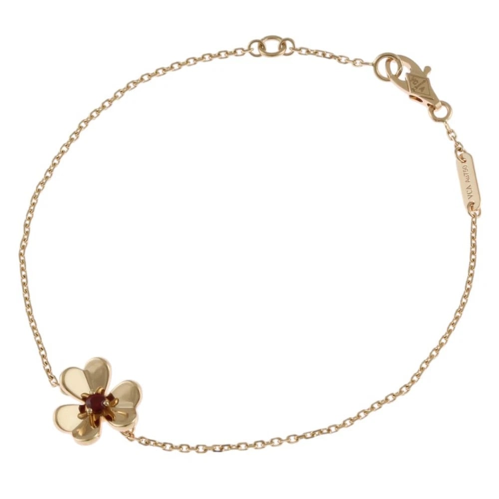 VAN CLEEF & ARPELS BRACELET K18 PINK GOLD RUBY: Van Cleef & Arpels Bracelet K18 Pink Gold Ruby Brand: Van Cleef & Arpels Type: Bracelet Material: K18 Pink Gold Color: Pink gold Size: Total Length:17cm High limit:9.5mm Chain width:1.1mm Adjuster