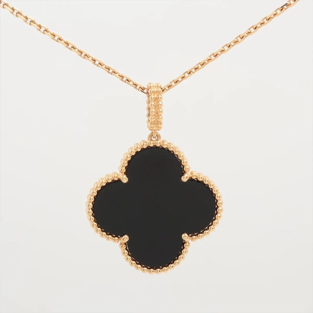 VAN CLEEF & ARPELS MAGIC ALHAMBRA LONG ONYX NECKLACE: Van Cleef & Arpels Magic Alhambra Long Onyx Necklace Brand: Van Cleef & Arpels Type: Necklace Material: 750(YG) Color: Not Specified Size: Size(CM) Chain length:106.1 Accessories: None Acc