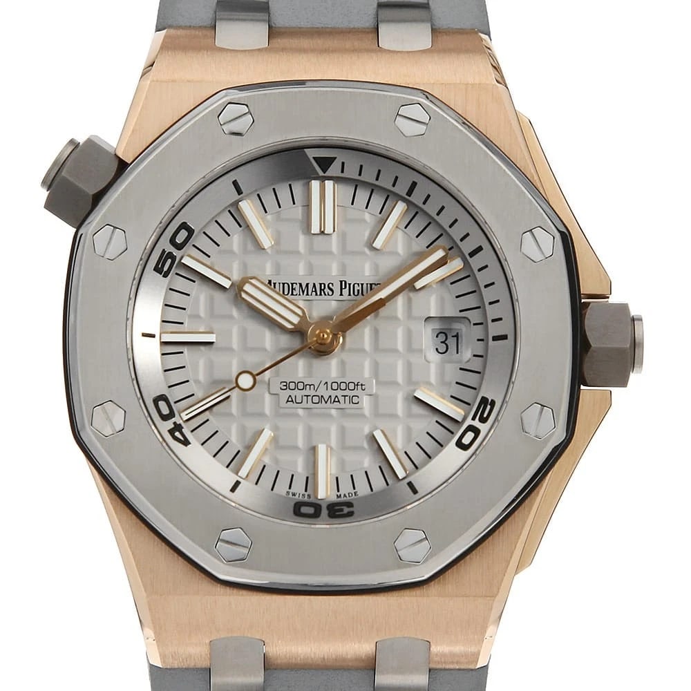 AUDEMARS PIGUET ROYAL OAK OFFSHORE DIVER EDITION: AUDEMARS PIGUET Royal Oak Offshore Diver Edition Brand: AUDEMARS PIGUET Type: Wrist watch Material: Band Material rubber, Case Material Titanium Color: Gray Size: Band Size none, Case Size Case:W4