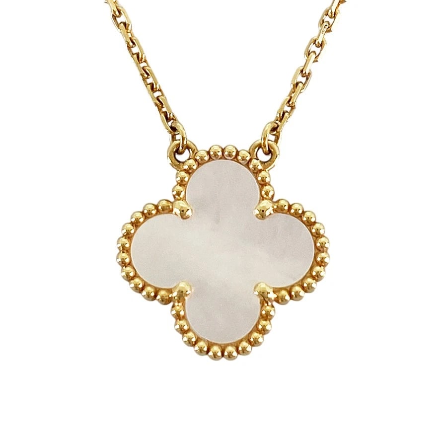 VAN CLEEF & ARPELS VINTAGE ALHAMBRA YELLOW GOLD SHELL NECKLACE: Van Cleef & Arpels Vintage Alhambra Yellow gold shell Necklace Brand: Van Cleef & Arpels Type: Necklace Material: 18K Yellow Gold shell Color: Gold Size: 14.6mm×14.6mm Necklace full length:42cm