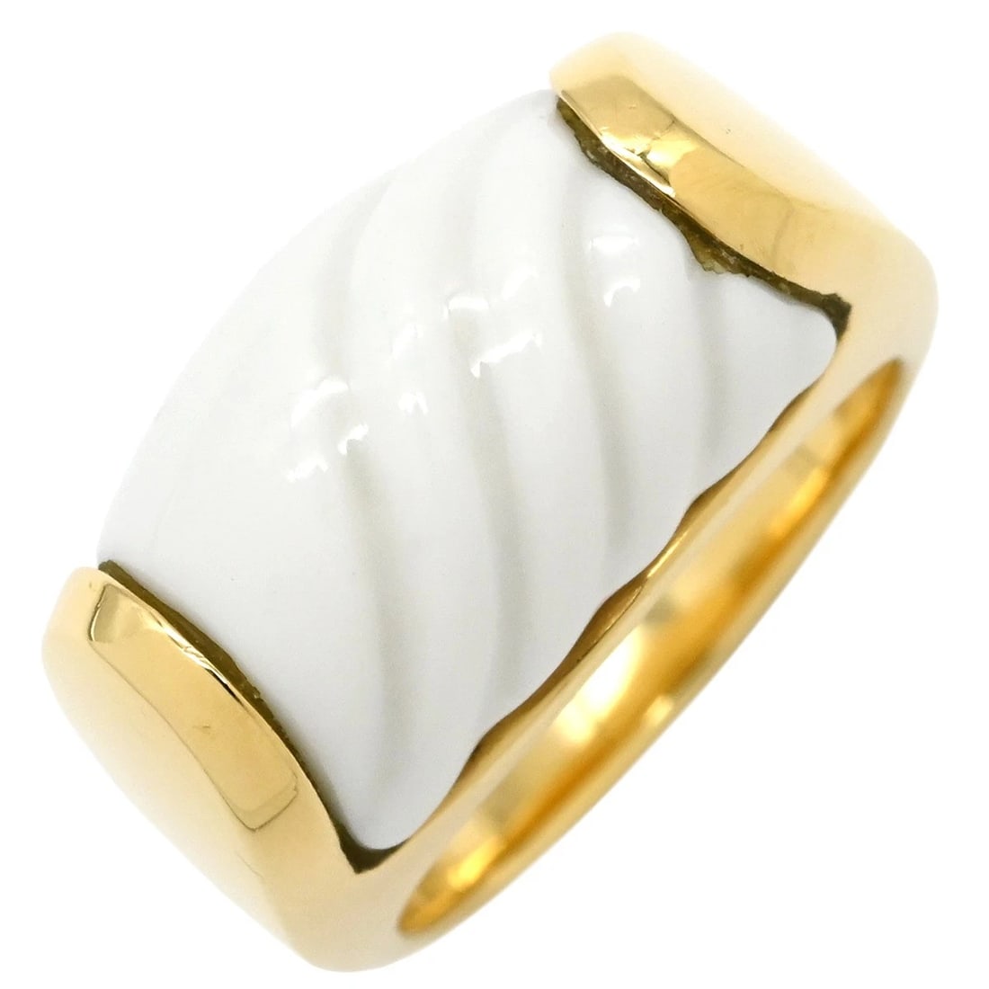 BVLGARI RING TROMKET 18K YELLOW GOLD WHITE CERAMIC: BVLGARI Ring Tromket 18K Yellow Gold White ceramic Brand: BVLGARI Type: Ring ring Material: 18K Yellow Gold, Color: Yellow gold x white Size: US 5 1/4 Accessories: None Accessories Notice: