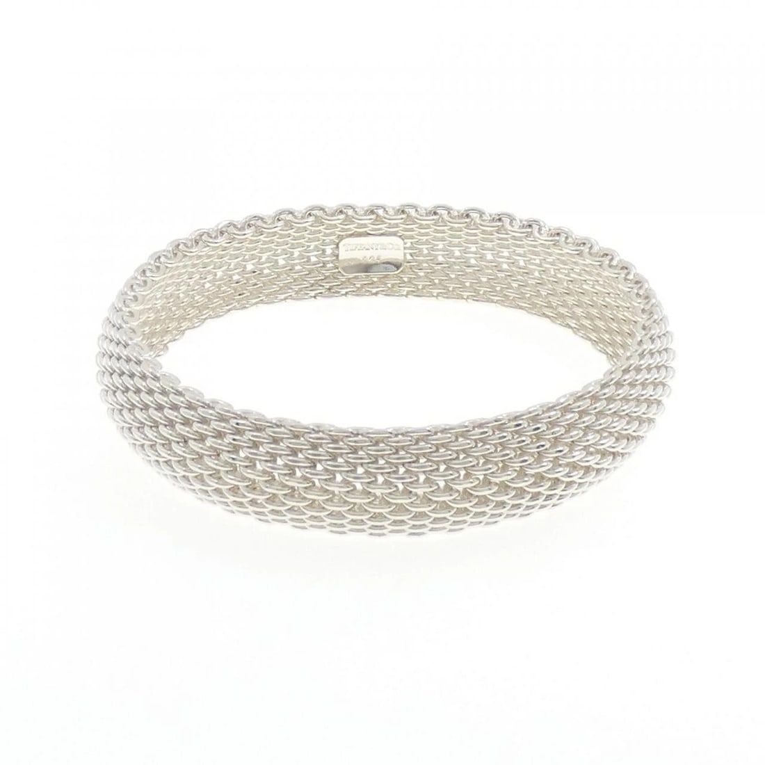 TIFFANY SOMERSET BANGLE: Tiffany Somerset Bangle Brand: Tiffany Type: Bracelet Material: 925 Silver, Color: Silver Size: 19cm ActualSize Max W: 15.1mm Accessories: None Accessories Notice: When purchasing pre-owne