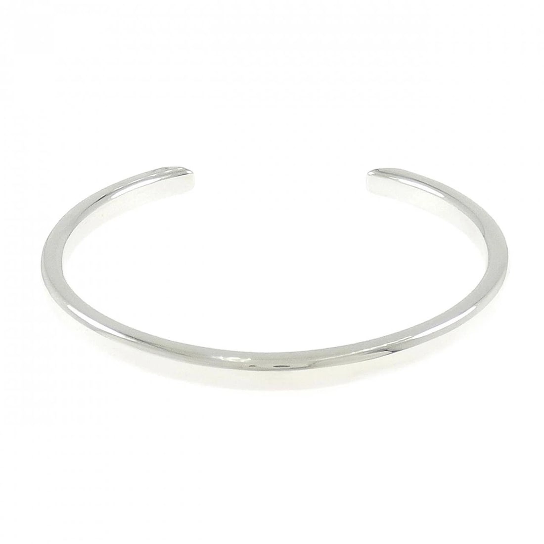 TIFFANY MAKERS NARROW CUFF BANGLE: Tiffany Makers Narrow cuff Bangle Brand: Tiffany Type: Bracelet Material: 925 Silver, Color: Silver Size: 17.5cm ActualSize Max W: 4.7mm Accessories: None Accessories Notice: When purchasi
