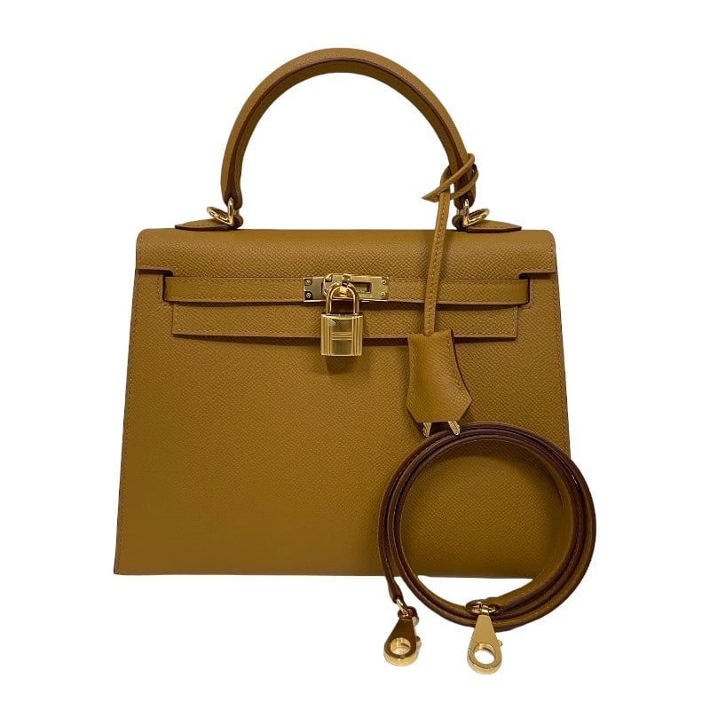 HERMES KELLY 25 OUTER STITCH HANDBAG: HERMES Kelly 25 outer stitch Handbag Brand: HERMES Type: Handbag Material: Exterior Material Epsom Color: Sesame GDHardwareHardware Size: W9.8 x H7.1x D3.9inch Shoulder:36.6inch Accessories: None