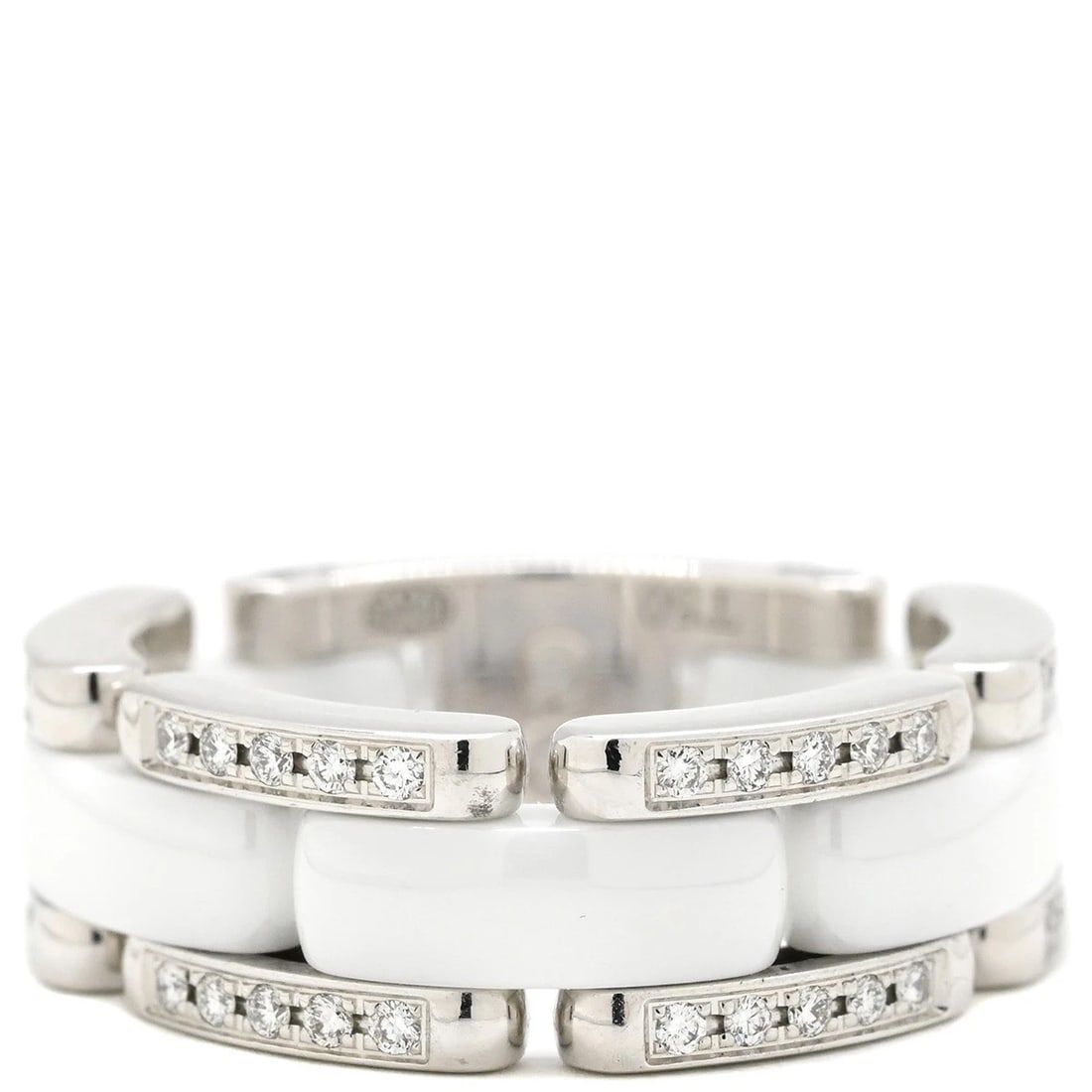 CHANEL RING ULTRA COLLECTION MM EARRING K18WG: CHANEL Ring Ultra Collection MM Earring K18WG Brand: CHANEL Type: Ring ring Material: K18WG/ceramic, Main Stone Natural Color: white gold Size: US 5 1/4 Accessories: None Accessories Notic