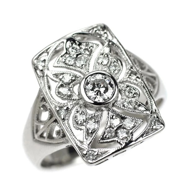 PT900 DIAMOND RING: Pt900 diamond ring Brand: None Type: rings Material: Pt900 Main Stone Natural Color: None Size: 7.25 US Accessories: None Accessories Notice: When purchasing pre-owned goods, please refer to