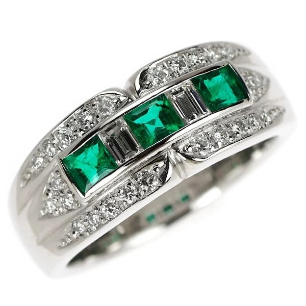 PT900 EMERALD DIAMOND RING: Pt900 emerald diamond ring Brand: None Type: rings Material: Platinum Main Stone emeralds Color: None Size: 8.75 US Accessories: None Accessories Notice: When purchasing pre-owned goods, p